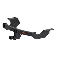 Laden Sie das Bild in den Galerie-Viewer, Curt 17-19 Honda CR-V Class 2 Trailer Hitch w/1-1/4in Receiver
