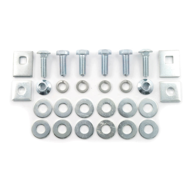 Curt 01-10 Chevrolet Silverado 2500HD (6ft/8ft Bed) Class 3 Trailer Hitch w/2in Receiver