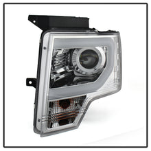 Carica l&#39;immagine nel visualizzatore di Gallery, Spyder Ford F150 09-14 Projector Headlights Halogen Model- Light Bar DRL Chrm PRO-YD-FF15009-LBDRL-C