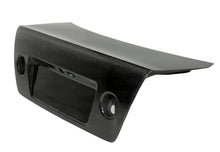 Cargar imagen en el visor de la galería, Seibon 00-05 Lexus IS300 OEM-Style Carbon Fiber Trunk/Hatch