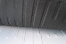 Carica l&#39;immagine nel visualizzatore di Gallery, BedRug 96-16 Chevy Express/GMC Savana Regular VanTred - Full