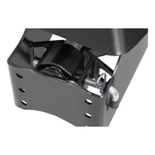 Carica l&#39;immagine nel visualizzatore di Gallery, Curt Q20 5th Wheel Hitch w/Ford Puck System Roller