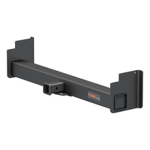 Carica l&#39;immagine nel visualizzatore di Gallery, Curt Universal Weld-On Trailer Hitch 2in Receiver (18in to 43in Frames 3-1/8in Drop)