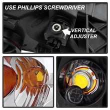 Carica l&#39;immagine nel visualizzatore di Gallery, xTune 04-08 Chevrolet Malibu Driver Side OEM Headlights - Left (HD-JH-CMA04-OE-L)