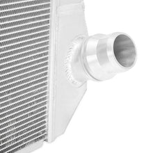 गैलरी व्यूवर में इमेज लोड करें, Mishimoto 11+ Chevy 6.6L Duramax Radiator