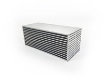 गैलरी व्यूवर में इमेज लोड करें, CSF Water/Air Bar &amp; Plate Intercooler Core - 12in L x 5in H x 5in W