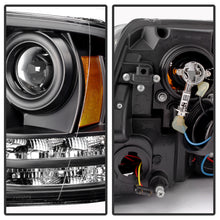 Laden Sie das Bild in den Galerie-Viewer, Spyder Dodge Ram 09-12 Projector Headlights Light Bar DRL Black PRO-YD-DR09-LBDRL-BK