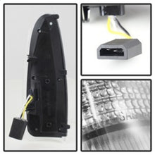 Charger l&#39;image dans la galerie, xTune Ford Superduty F250-F650 03-07 Amber LED Mirror Signal Lens - Clear ACC-LED-FDSD99-MR-C