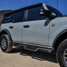 गैलरी व्यूवर में इमेज लोड करें, Westin/HDX 2021+ Ford Bronco Drop Nerf Step Bars - Textured Black