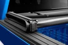 Laden Sie das Bild in den Galerie-Viewer, Lund 2025 Nissan Frontier 6ft. Bed - Genesis Tri-Fold Tonneau Cover - Black