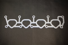 Laden Sie das Bild in den Galerie-Viewer, Torque Solution Thermal Intake Manifold Gasket: Nissan 240SX 91-98 KA24 2.4L