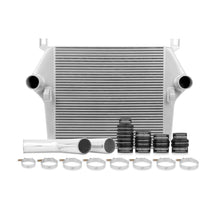 गैलरी व्यूवर में इमेज लोड करें, Mishimoto 03-07 Dodge 5.9L Cummins Intercooler Kit w/ Pipes (Silver)