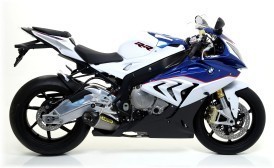 High-performance Arrow Racing Competition Low Full Exhaust mounted on a BMW S1000RR motorbike