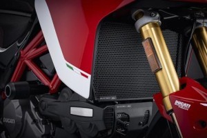 Evotech Performance Radiator, Oil Guard & Engine Guard Set for 2015+ Ducati Multistrada 1200/S (MPN # PRN012480-012481-012541)