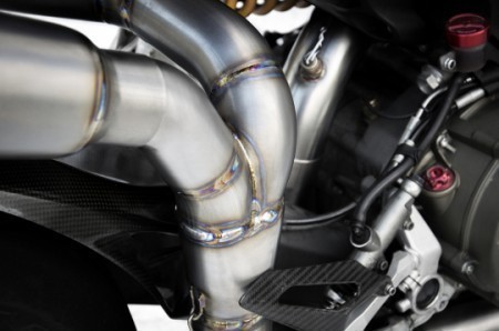 ZARD Full Titanium Racing Exhaust System for Ducati Panigale 1199 close up