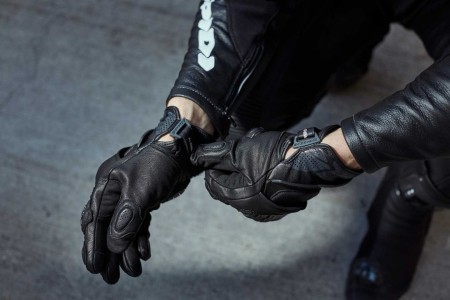 Spidi CARBO 4 Coupe - Premium Leather Motorcycle Gloves for Maximum  Protection > 2to4wheels